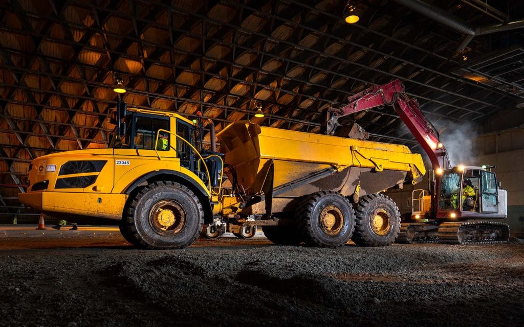 Construction Plant and Vehicles © Leo Hillier