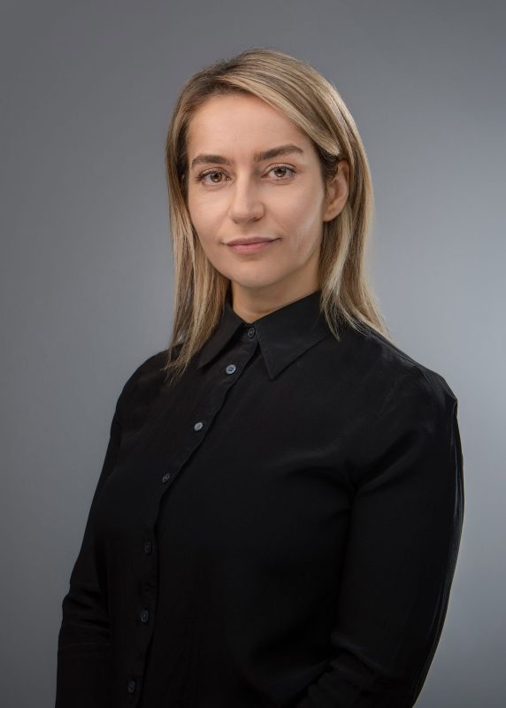 Office Headshot © Leo Hillier