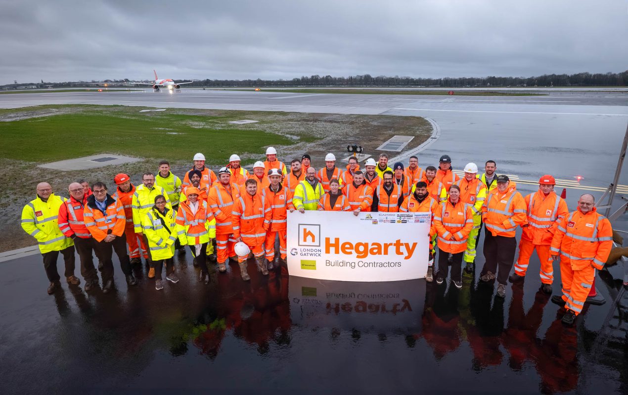 Team Photo on Airfield © Leo Hillier