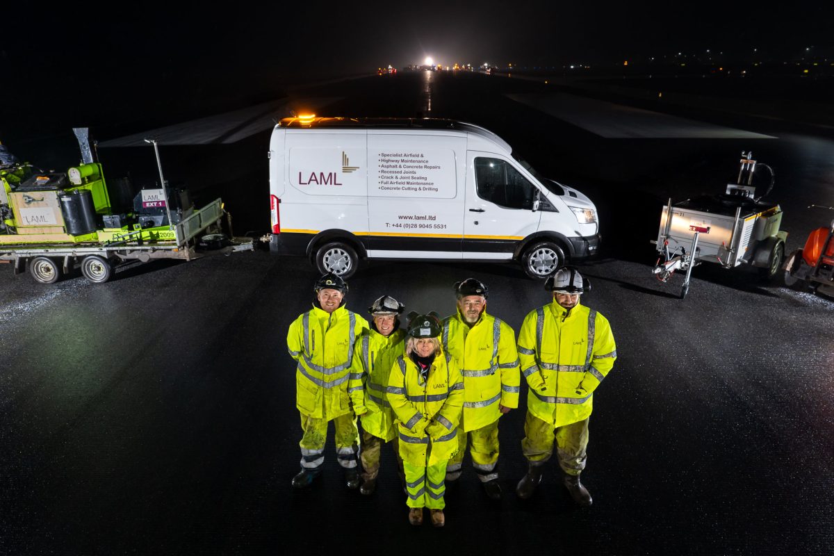 Team Photo on Runway © Leo Hillier
